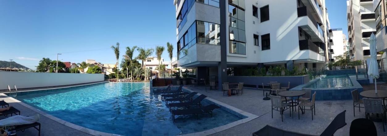 Cobertura Velejar Em Condominio Clube - Com Area De Lazer Governador Celso Ramos Exterior foto